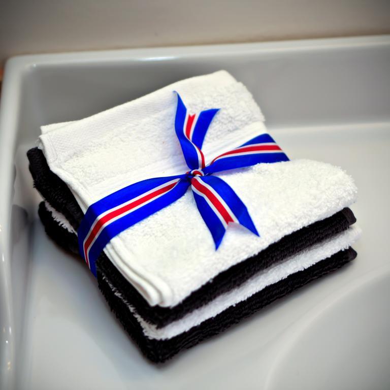 House Of The Snowbird Apartment เรคยาวิก ภายนอก รูปภาพ